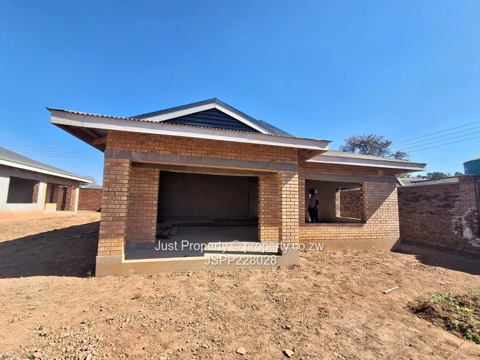 **Charming Incomplete  3-Bedroom Townhouse in Queensdale, Harare South**