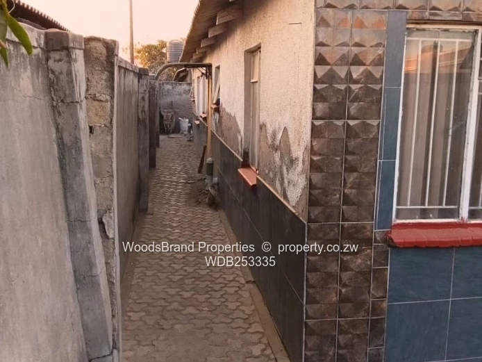 Chitungwiza Unit O house for sale