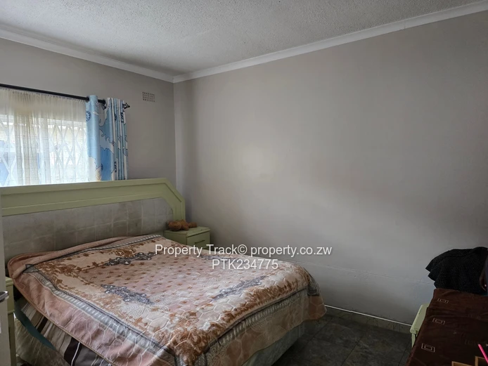 Neat and idyllic family home