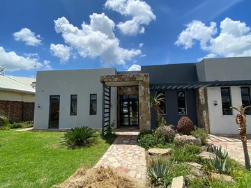 Arlington Hatfield property for sale