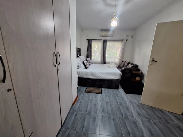 4 Bedroom Garden Flat