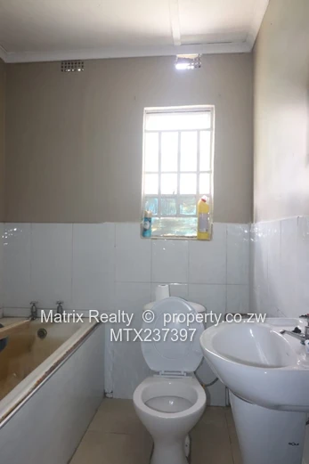4 Bedroom House for Sale in Budiriro