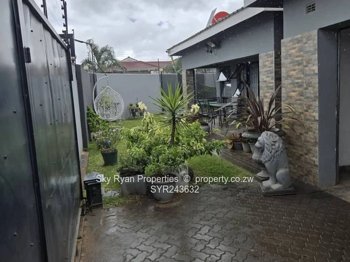 Ashdown Park House For Sale