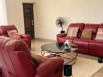 4 Bedroom Flat & Apartment