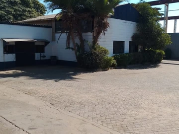 Warehouse & Factory