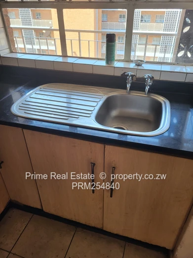 1-Bed Garden Flat in Avenues, Harare CBD — Borehole