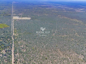 Farm & Agricultural Land