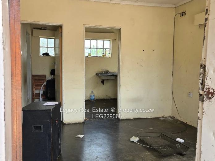 Zimrepark Cottage To Let