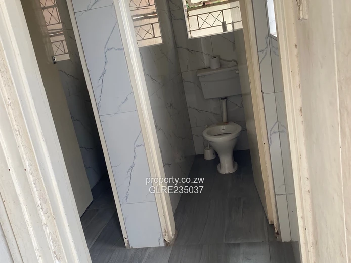 Bluffhill Warehouse To Let And Offices to Let 