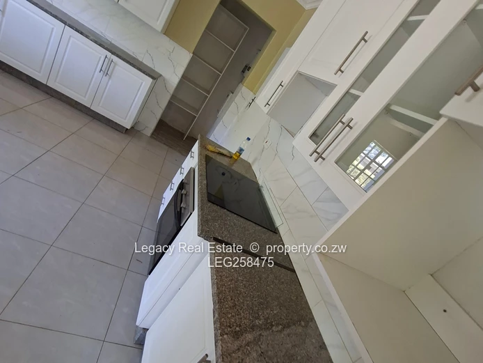 Spacious house to let  (Sole Mandate)