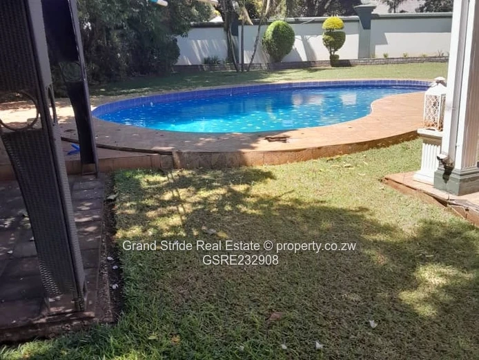 Luxury home for sale in Alexandra park 