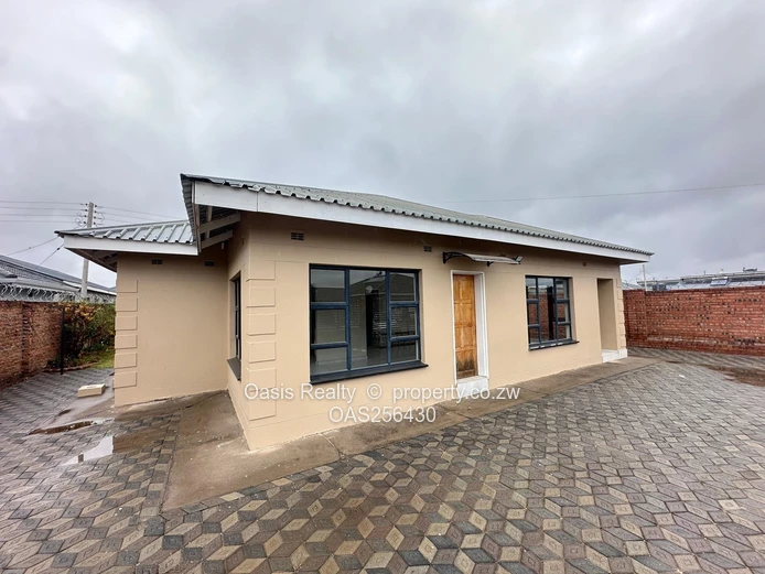 Neat Home To Let  In A Secure Community  (Sole Mandate)