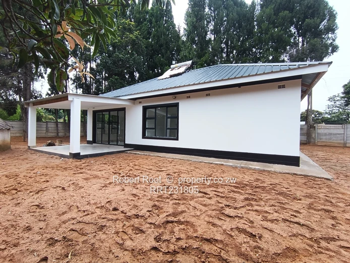 3 bed family cottage in Greendale 