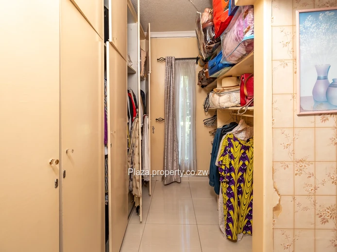 Elegant 4-Bedroom Family Home In Highlands (Sole Mandate)