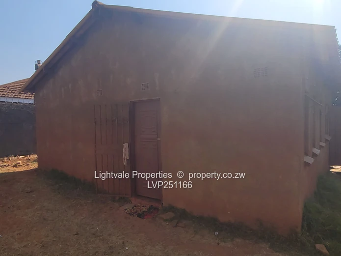 Core house in Nehanda (Sole Mandate)