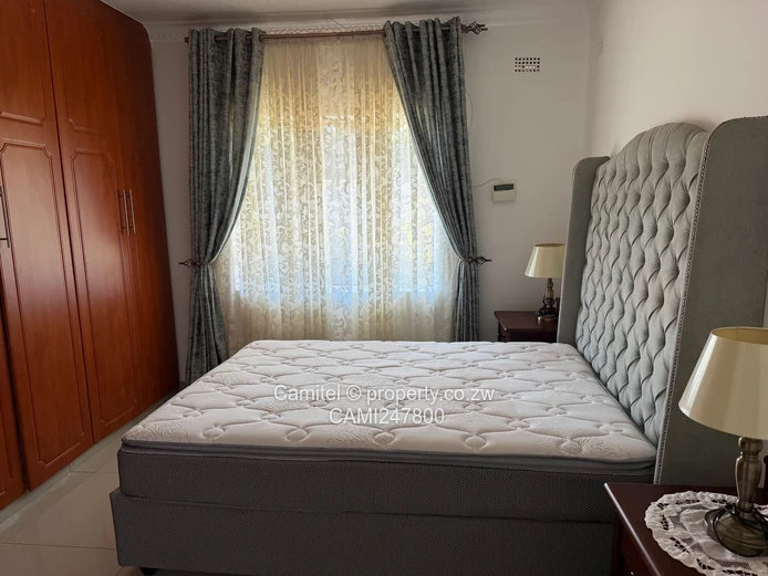 Sunny Fully-Furnished 3-Bed Cottage w/Garage & Borehole