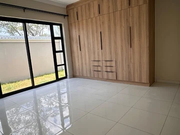 9 Unit Townhouse Complex