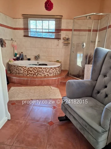 QUINNINGTON ,HELENSVALE $420k