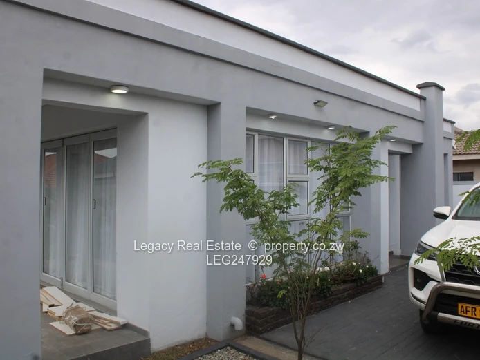 Beautiful Modern Home With Borehole In Mabvazuva,Stylish Family Residence With Modern Finishes