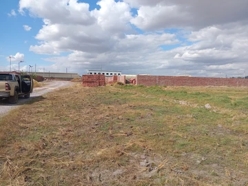 Commercial & Industrial Land