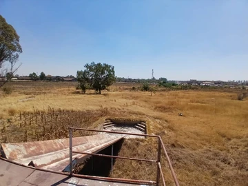 Commercial & Industrial Land