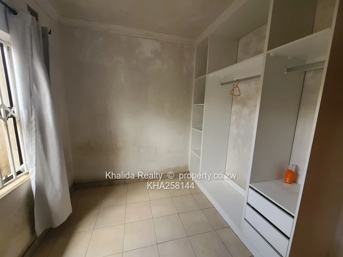 Chitungwiza Unit K house for rent 