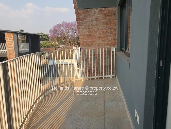 Stylish 2 bed flat to rent