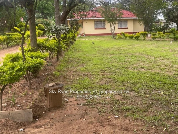 Queensdale House For Sale