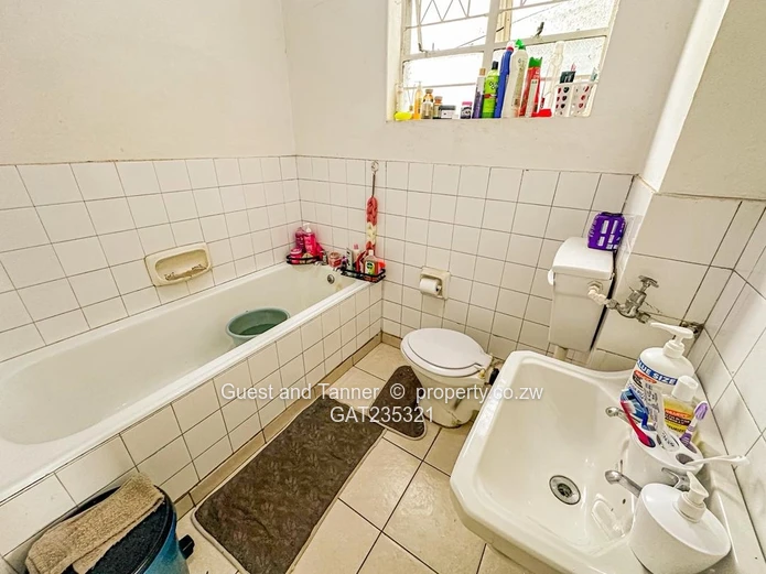 1 Bed Flat For Sale Avenues area (Sole Mandate)