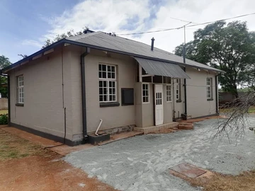 Single Storey Home for sale in Suburbs, Bulawayo!