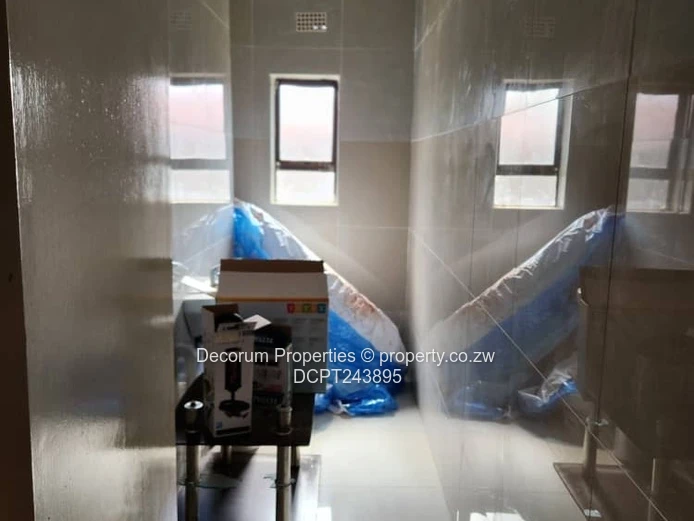 Mt Pleasant Heights: 4-Bed Family Home with Borehole