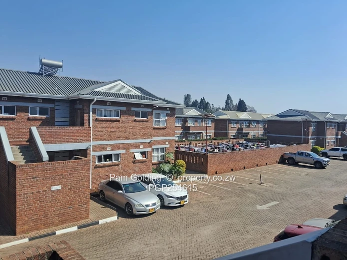 Modern 3 Bedroom Apartment Marlborough