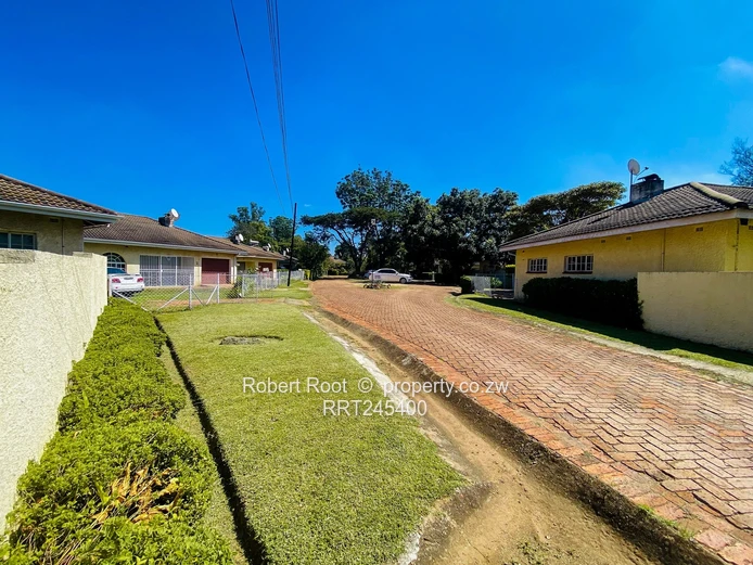 3 Bedroomed Townhouse in a Complex of 12 in Bluffhill. 