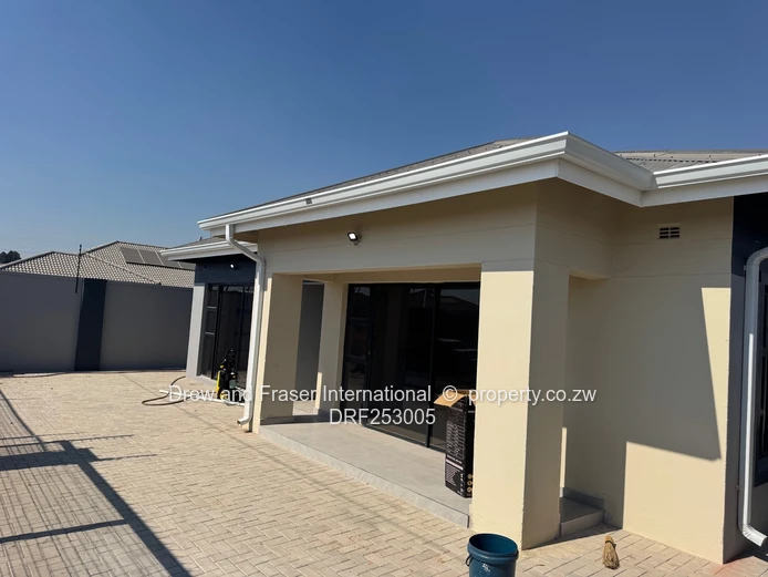 Modern 4-Bed House with Borehole in Mabvazuva, Ruwa