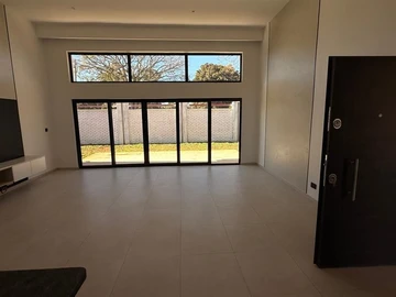 3 Bedroom Garden Flat