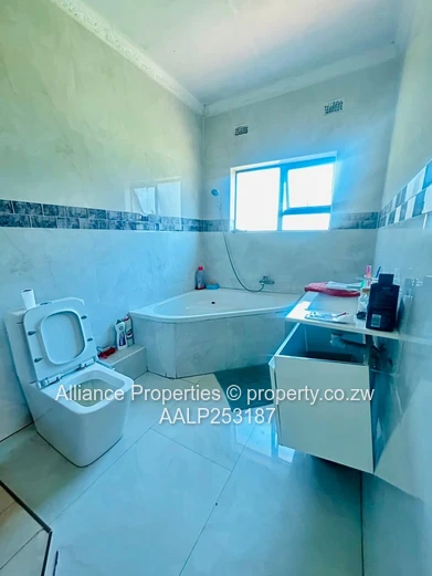 Spacious 4-Bed Home in Shawasha Hills with Borehole & Rondavel