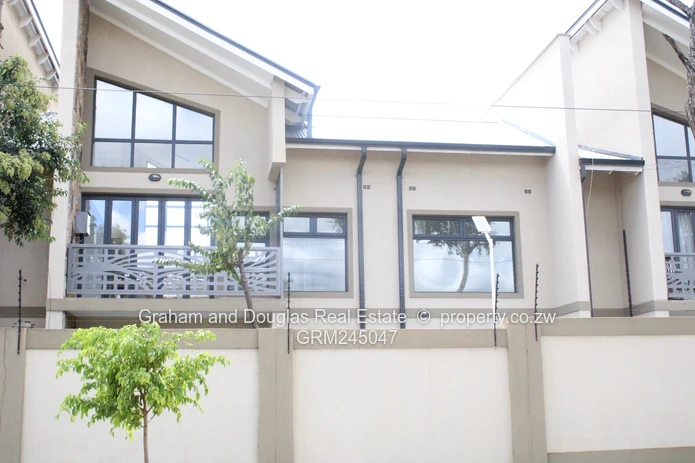 Neat Avondale West Flat to let