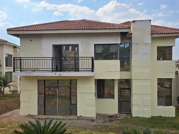 5 Bedroom House
