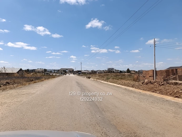 Fairview Haydon shineplus estate stands for sale (Sole Mandate)