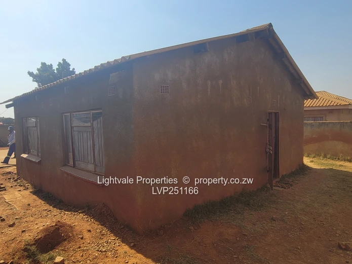 Core house in Nehanda (Sole Mandate)