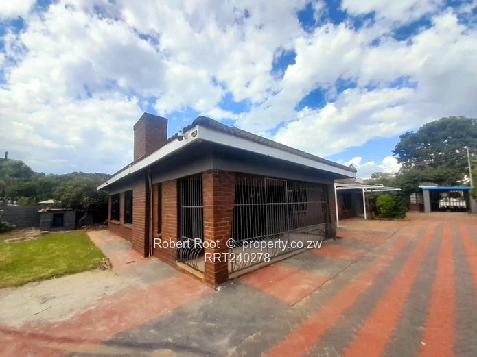 4 Bedroom House to rent in Cranborne.