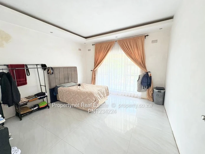 Neat Modern Double-Storey Family Home!!!