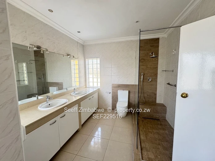 Executive Living or a Prime Commercial Opportunity in Mt Pleasant 