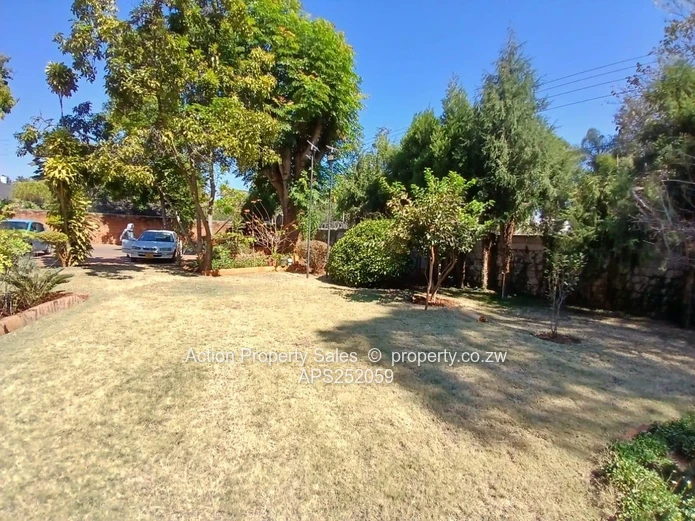 4 Bedroom House In Mount Pleasant! 