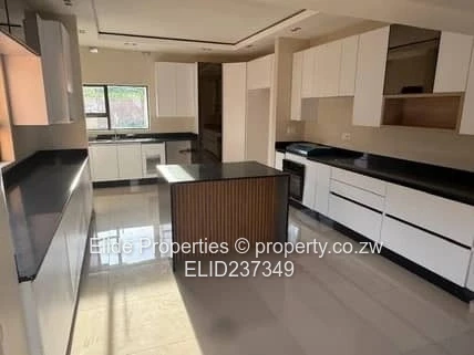 Helensvale House for rental (Sole Mandate)