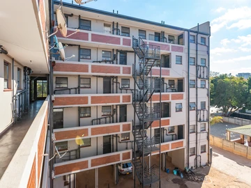 Flat & Apartment
