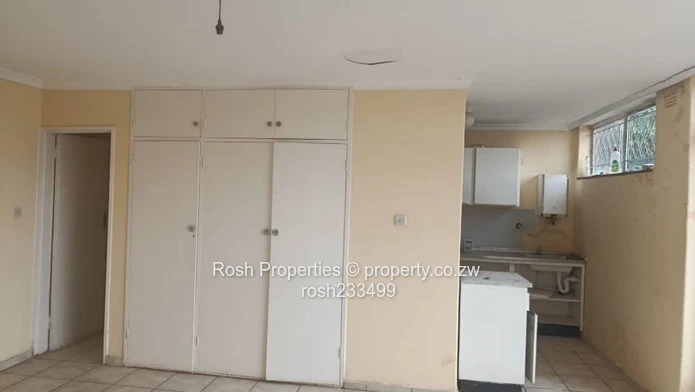 Bachelor`s Flat 2 Stunning Views in Greystone Park