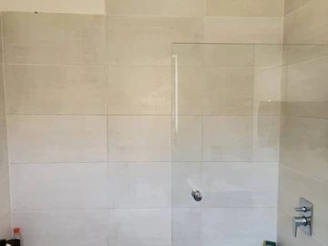 3 Bedroom Flat & Apartment