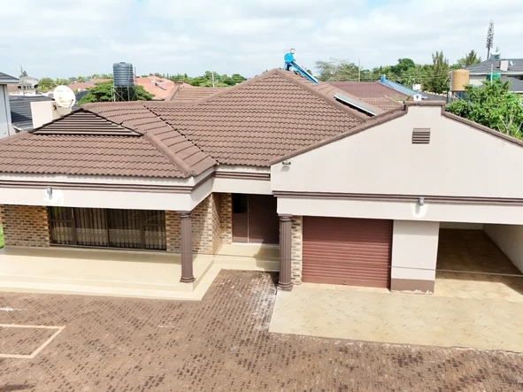 4 Bedroom Townhouse Complex