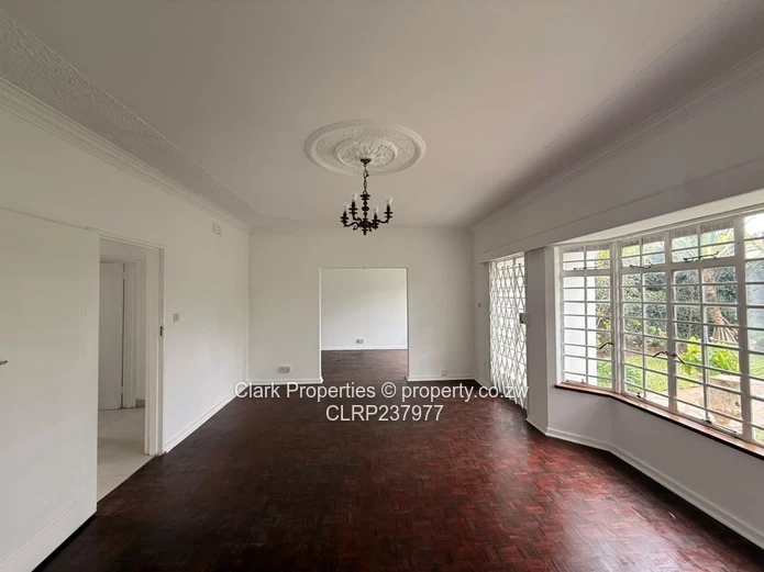 Duplex for Rent - Avenues